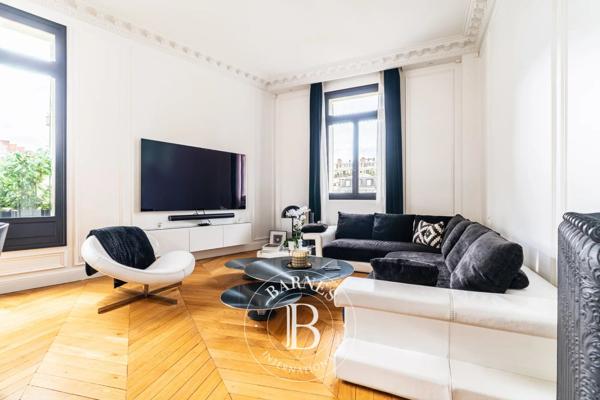 Paris 16ème, Appartement 6 Chambres -  247 m² à vendre