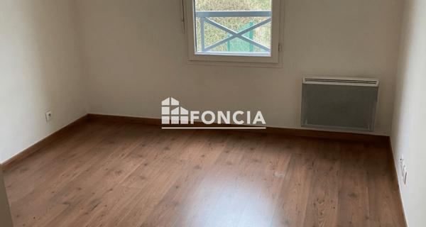 Location Appartement 3 pièces 73.41 m² - Vaux-sur-seine 78740
