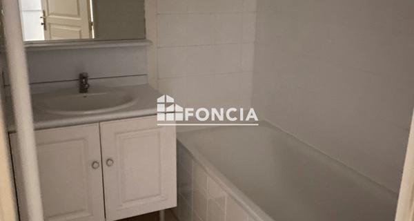 Location Appartement 3 pièces 73.41 m² - Vaux-sur-seine 78740