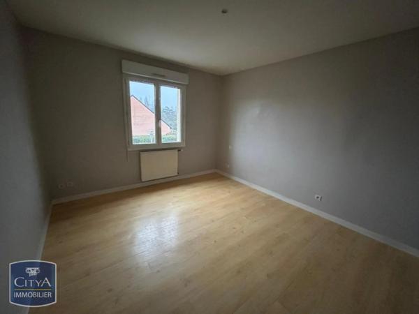 Maison à louer 6 pièces 110.21m² Laval (53000)