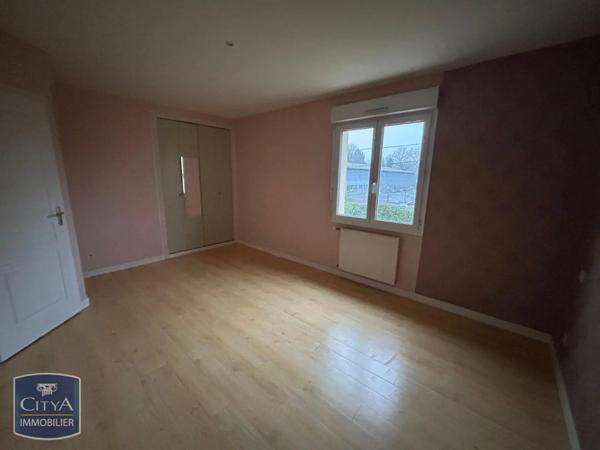 Maison à louer 6 pièces 110.21m² Laval (53000)