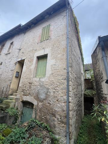 MAISON DE VILLE