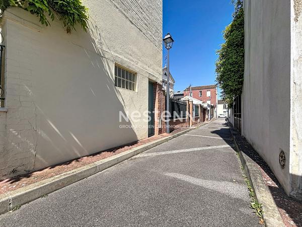 ISSY LES MOULINEAUX - QUARTIER SAINT ETIENNE - Terrain à vendre
