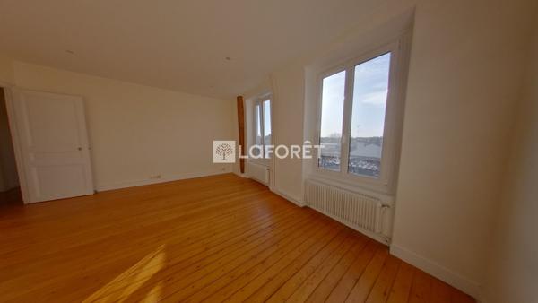 Location appartement Versailles - 5 pièce(s) - 101 m² - 2 400 €/mois