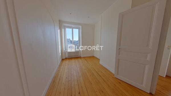 Location appartement Versailles - 5 pièce(s) - 101 m² - 2 400 €/mois