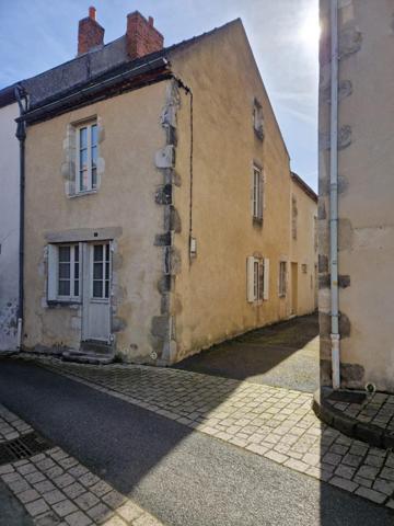 Maison de bourg pour investisseur / primo accédant