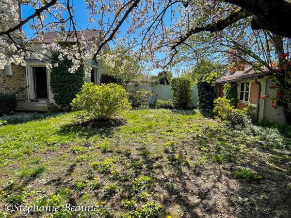 Maison de caractère à Franconville, à deux pas de la gare et des commerces