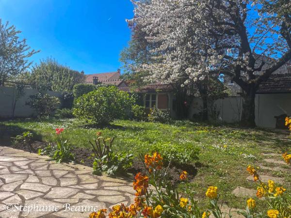 Maison de caractère à Franconville, à deux pas de la gare et des commerces
