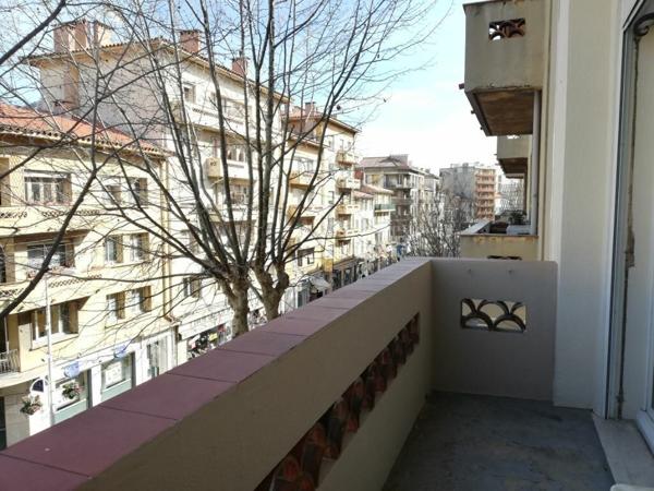 Appartement à louer    2 pièces • 47,19 m2 Toulon