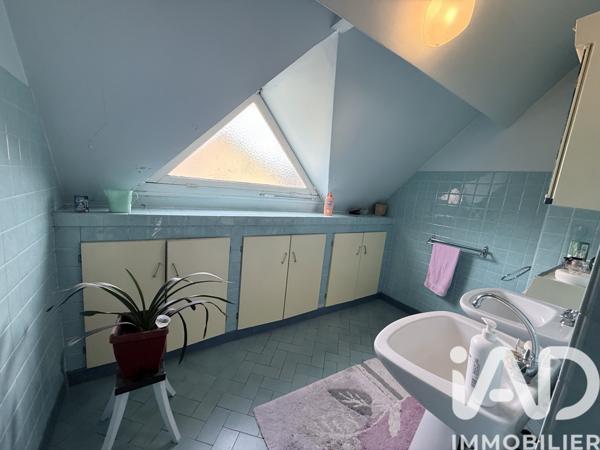 Maison à vendre 7 pièces 163 m² Saint-Julien-du-Sault