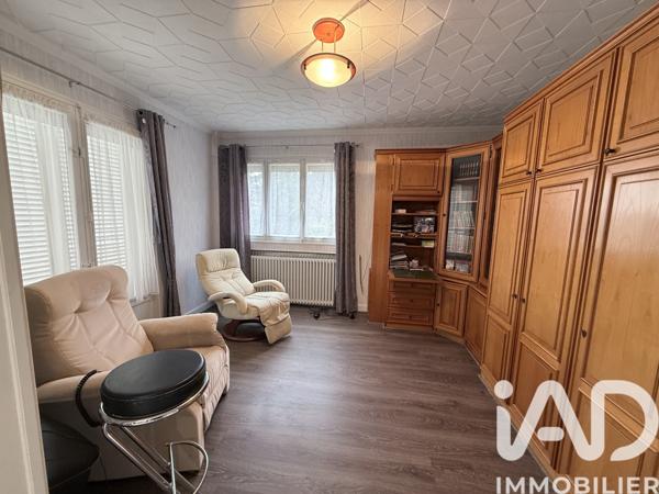 Maison à vendre 7 pièces 163 m² Saint-Julien-du-Sault