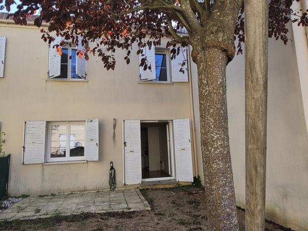 BELLE MAISON DE VILLE INDIVIDUELLES