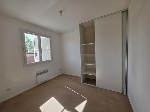 BELLE MAISON DE VILLE INDIVIDUELLES