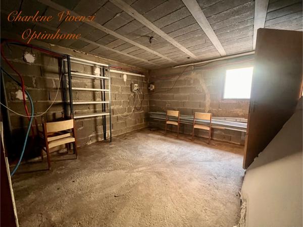 Maison à vendre 5 pièces ENVEITG (66)