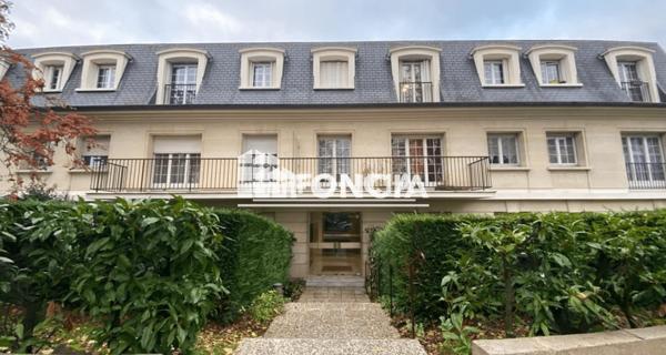 Location Studio 29.49 m² - Châtenay-malabry 92290