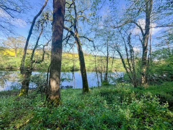 Terrain à vendre de 1 500m² AVAILLES THOUARSAIS (79)
