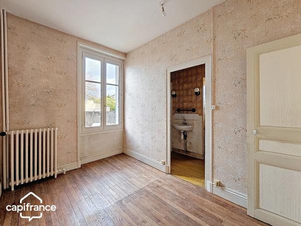 Thouars centre Maison de ville de 90 m2 3 chambres