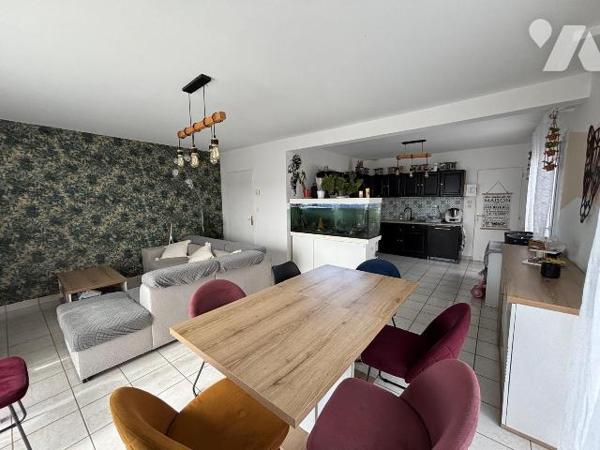 Maison  familiale au calme à vendre à Bohars (29820) en Finistère (29)  Terrain de 788 m²

Si...