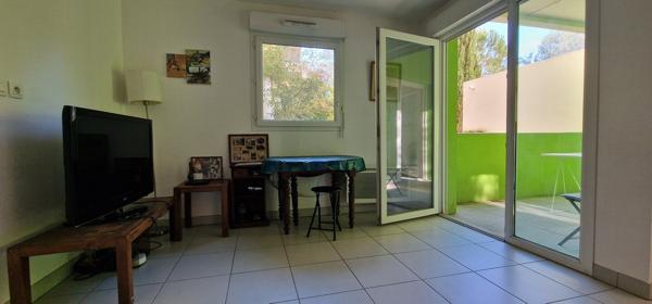 Exclusivité : T2 Lumineux avec Terrasse et Garage Privé Castelnau