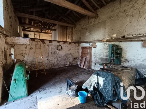 Maison à vendre 11 pièces 280 m² Monts-sur-Guesnes