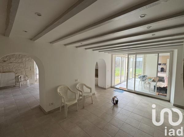 Maison à vendre 11 pièces 280 m² Monts-sur-Guesnes