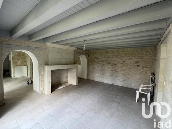 Maison à vendre 11 pièces 280 m² Monts-sur-Guesnes