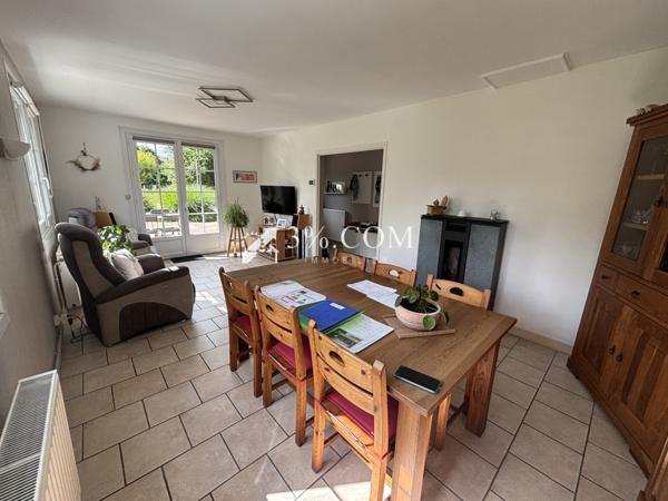 Maison 5 pièce(s) 3 chambre(s) 108 m²