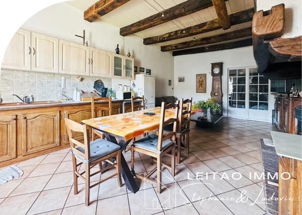 Combret (12370) Maison de village, 4 pièces, 87 m²