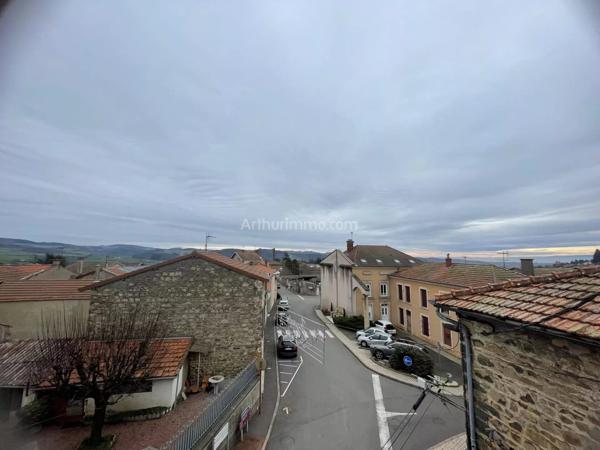 Vente Maison 12 pièces 220 m2 à Saint-Just-la-Pendue