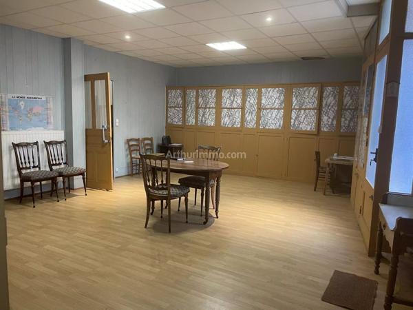 Vente Maison 12 pièces 220 m2 à Saint-Just-la-Pendue