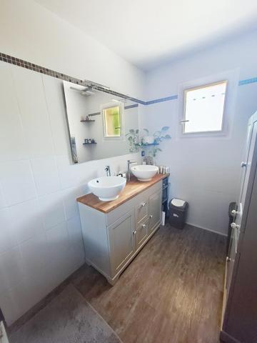 MAISON  3 CHAMBRES PLAIN PIED AZAY SUR CHER