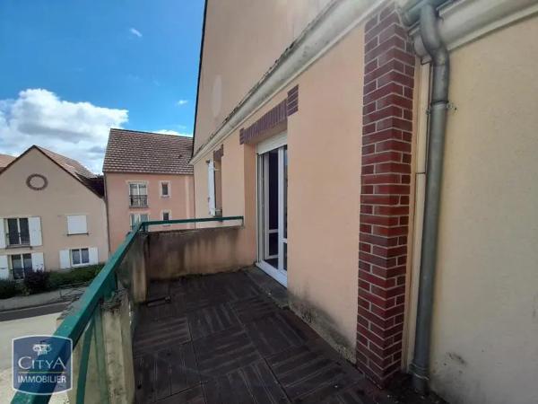 Appartement à louer 2 pièces 42.16m² Lucé (28110)