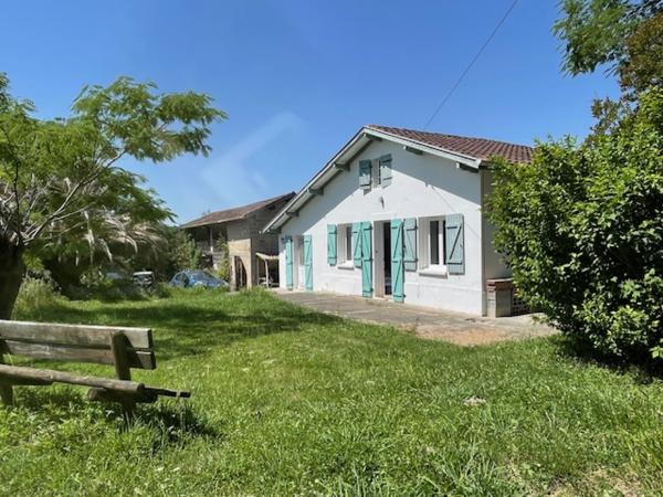 Maison 5 pièces 105 m² sur terrain 2624 m²