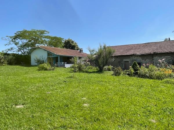 Maison 5 pièces 105 m² sur terrain 2624 m²