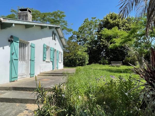 Maison 5 pièces 105 m² sur terrain 2624 m²