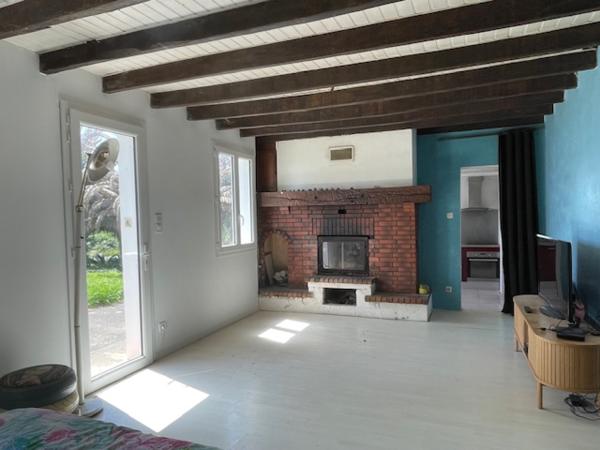 Maison 5 pièces 105 m² sur terrain 2624 m²