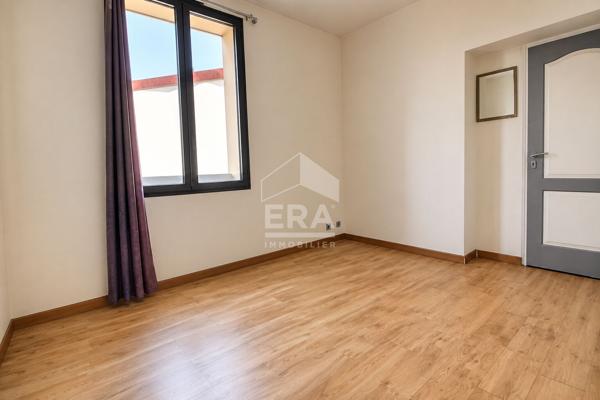 T2+ CAVE CLICHY 30M2 LIGNE 13/14