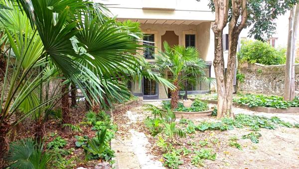 Carcassonne (11000) SUPERBE T4 EN DUPLEX DE 117M² AVEC JARDIN DE 108 M²