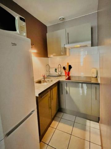 CENTRE VILLE LA ROCHELLE T2 MEUBLE