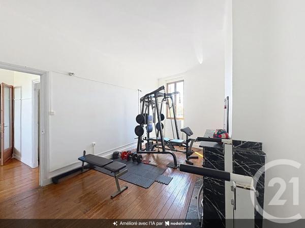 Maison à vendre  6 pièces - 208 m 2   CASTELSARRASIN  - 82