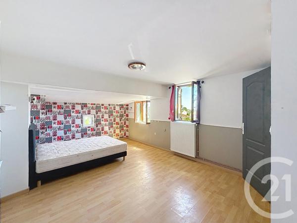 Maison à vendre  6 pièces - 208 m 2   CASTELSARRASIN  - 82
