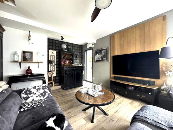 Maison D'architecte 2019-3 chambres donc 2 suite parentales, bureau à 2 km de Bléré