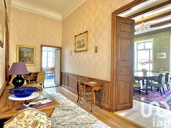 Demeure 15 pièces de 700 m² à Bourg-Saint-Andéol (07700)