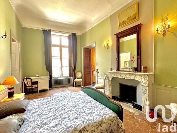 Demeure 15 pièces de 700 m² à Bourg-Saint-Andéol (07700)