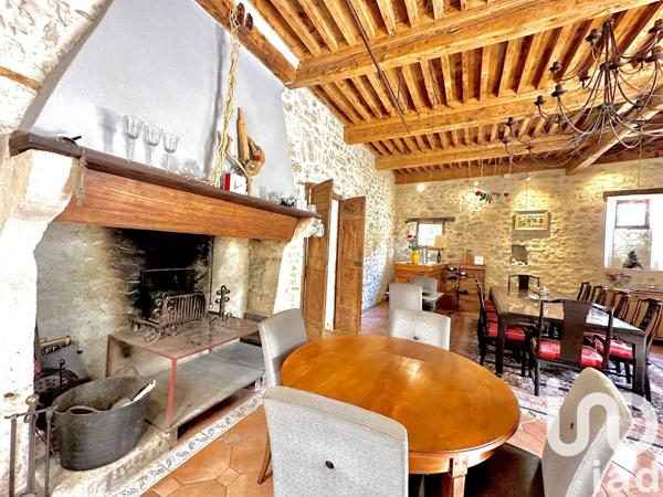 Demeure 15 pièces de 700 m² à Bourg-Saint-Andéol (07700)