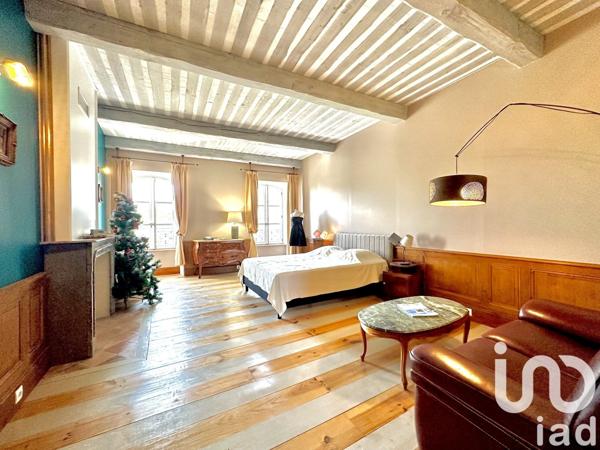 Demeure 15 pièces de 700 m² à Bourg-Saint-Andéol (07700)