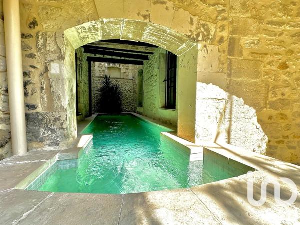 Demeure 15 pièces de 700 m² à Bourg-Saint-Andéol (07700)