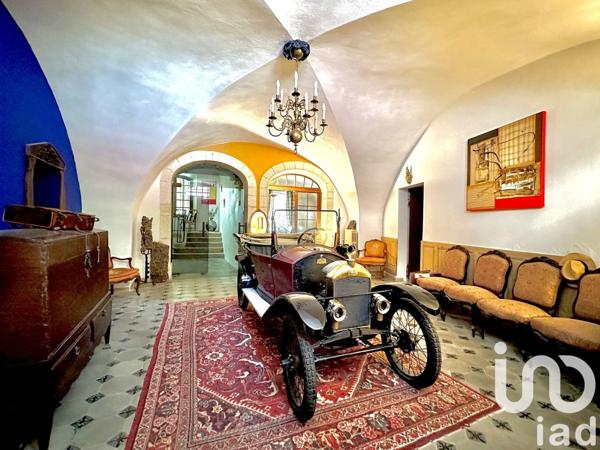 Demeure 15 pièces de 700 m² à Bourg-Saint-Andéol (07700)