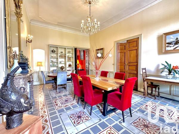 Demeure 15 pièces de 700 m² à Bourg-Saint-Andéol (07700)