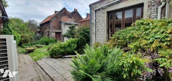 ANICHE MAISON BOURGEOISE CENTRE VILLE
